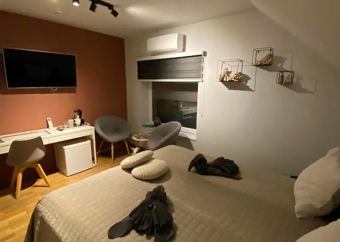 Alojamento de Acomodação e Pequeno-almoço Cecha &wellness Ostend