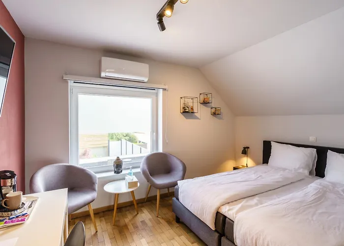 לינה וארוחת בוקר Cecha &wellness 4*